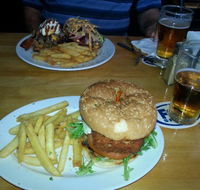 The Point Tavern - Accommodation Batemans Bay