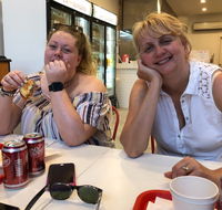 L.A Burgers - Accommodation Batemans Bay