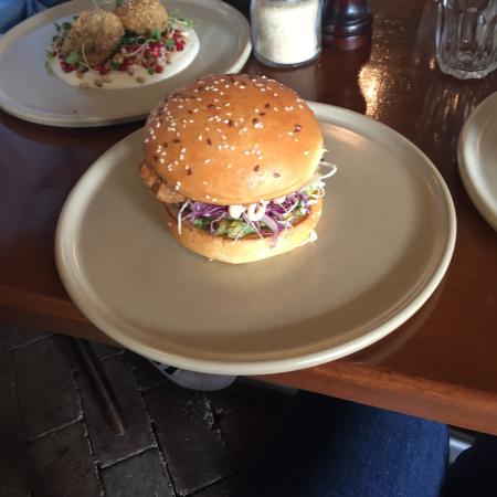 Town And Country - Accommodation Batemans Bay 0