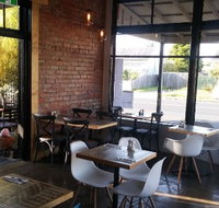 Eddy and Wills - Accommodation Batemans Bay