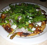 Enzo's On Pako - Accommodation Batemans Bay