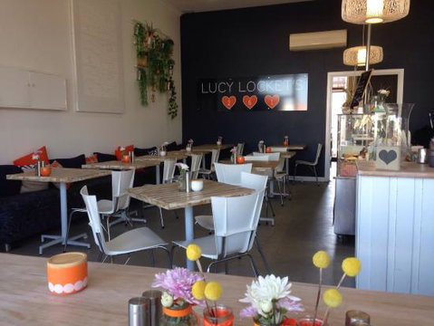 Lucy Locket's 261 - Accommodation Batemans Bay 0