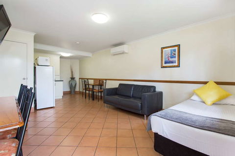 Glenmore Tavern - Accommodation Batemans Bay 7