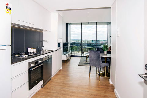 Arise Brisbane One - Accommodation Batemans Bay 9