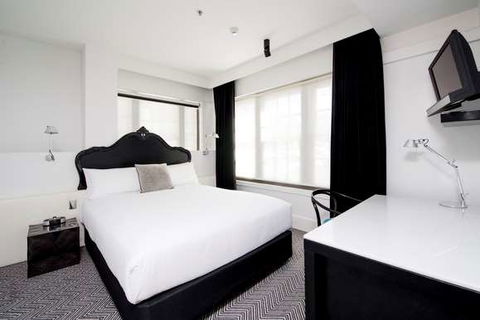Peppers Gallery Hotel, Canberra - Accommodation Batemans Bay 4