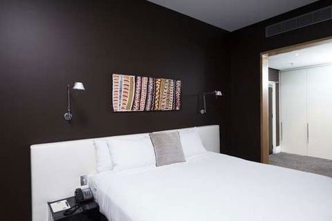 Peppers Gallery Hotel, Canberra - Accommodation Batemans Bay 7