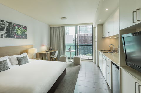 Fraser Place Melbourne - Accommodation Batemans Bay 5