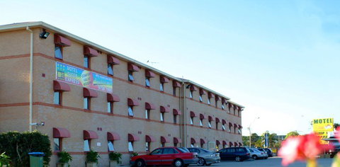 Arena Hotel - Accommodation Batemans Bay 0