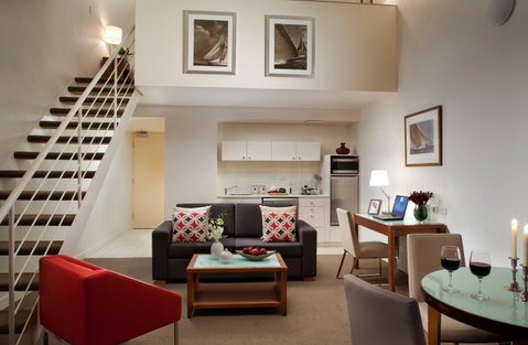 Somerset on the Pier - Accommodation Batemans Bay 10