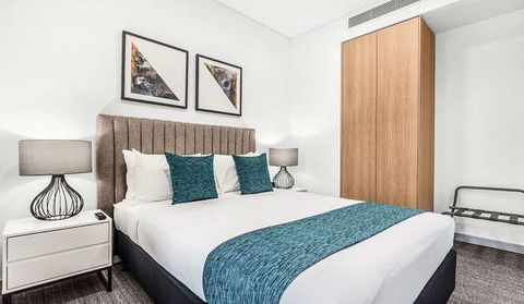 Essence Suites Taringa - Accommodation Batemans Bay 1