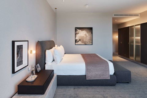 Eos by SkyCity - Accommodation Batemans Bay 6