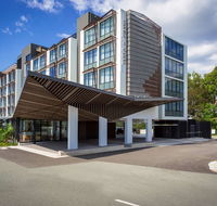 Mantra Southport Sharks - Accommodation Batemans Bay
