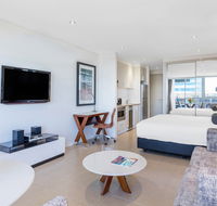 Meriton Suites Broadbeach - Accommodation Batemans Bay