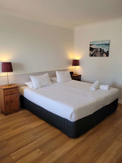 SureStay by BW The Clarence on Melville - Accommodation Batemans Bay 2