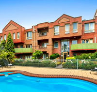 Comfort Apartments Royal Gardens - Accommodation Batemans Bay