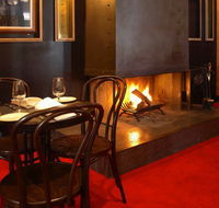 Middle Park Hotel - Accommodation Batemans Bay