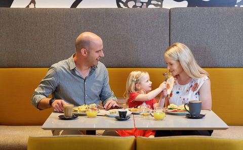 Holiday Inn Express Melbourne Southbank - Accommodation Batemans Bay 11