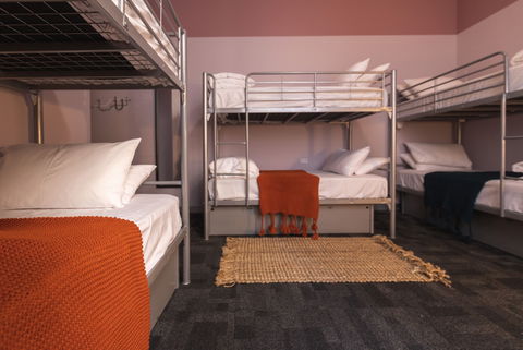 United Backpackers - Accommodation Batemans Bay 6