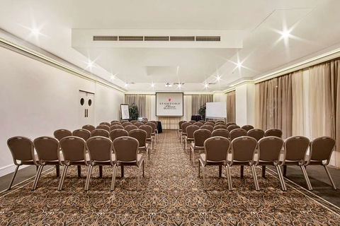 Stamford Plaza Melbourne - Accommodation Batemans Bay 11
