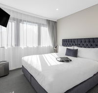 Meriton Suites Kent Street - Accommodation Batemans Bay
