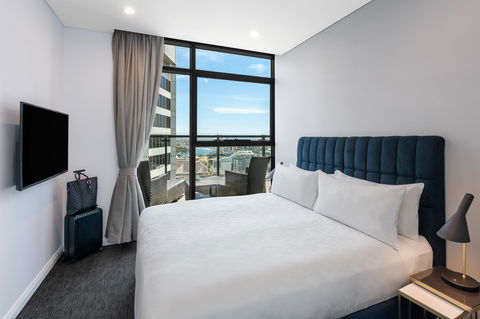 Meriton Suites Sussex Street, Sydney - Accommodation Batemans Bay 14