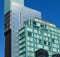Meriton Suites World Tower - Accommodation Batemans Bay
