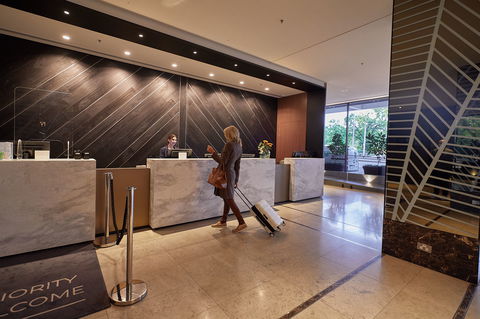 Pullman Melbourne On The Park - Accommodation Batemans Bay 2