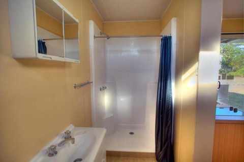 Discovery Parks Blackwater - Accommodation Batemans Bay 4