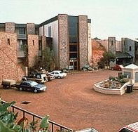 Desert Cave Hotel - Accommodation Batemans Bay