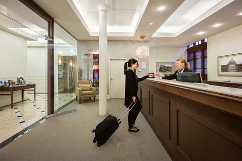 Launceston Central Apartments - Accommodation Batemans Bay 1
