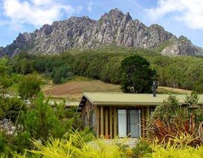 Silver Ridge Retreat - Accommodation Batemans Bay 0