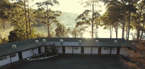 The Fox & Hounds Inn - Accommodation Batemans Bay 0