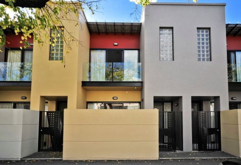 RNR Apartments, Adelaide - Accommodation Batemans Bay 0