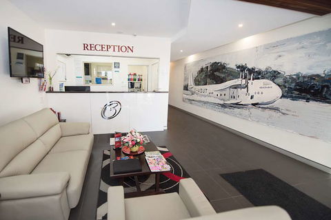 Curtis Central Apartments - Accommodation Batemans Bay 1