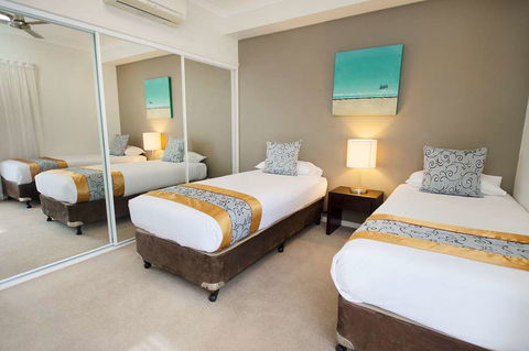 Gladstone City Central - Accommodation Batemans Bay 2