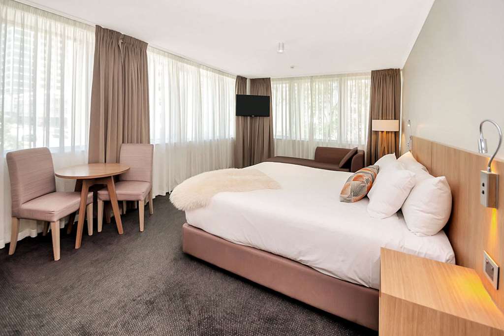 Hyde Park Castletown QLD Accommodation Batemans Bay