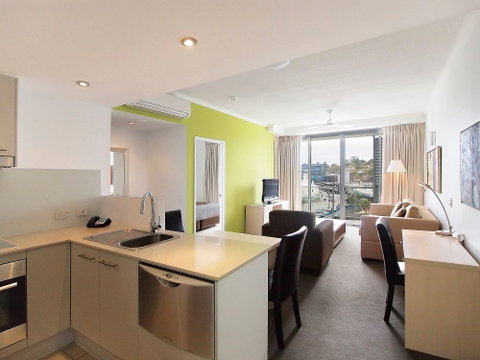 Oaks Gateway On Palmer - Accommodation Batemans Bay 4