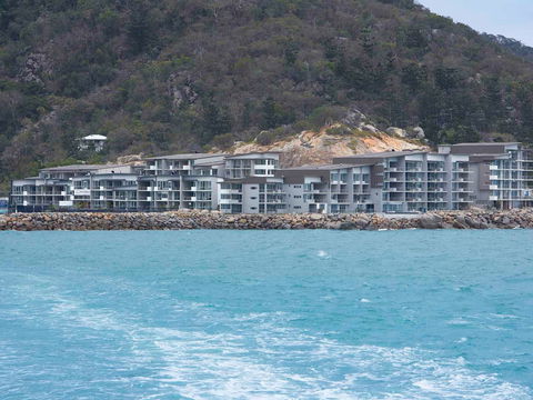 Grand Mercure Apartments Magnetic Island - Accommodation Batemans Bay 7