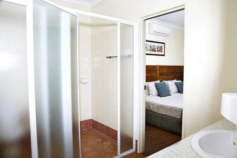 Kimberley Hotel - Accommodation Batemans Bay 4