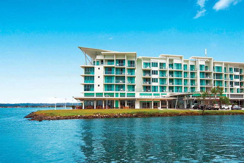 Ramada Hotel & Suites Ballina - Accommodation Batemans Bay 3