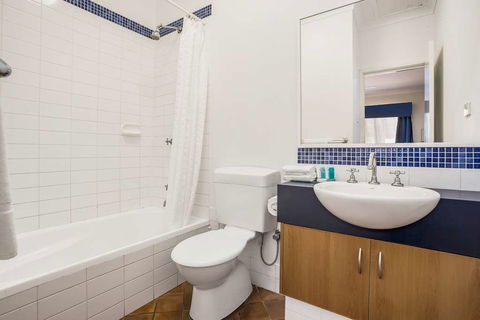 Karratha Central Apartments - Accommodation Batemans Bay 6