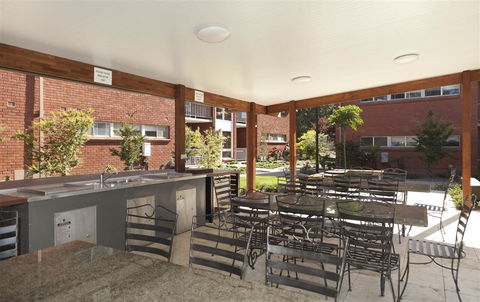 Forrest Hotel & Apartments - Accommodation Batemans Bay 8