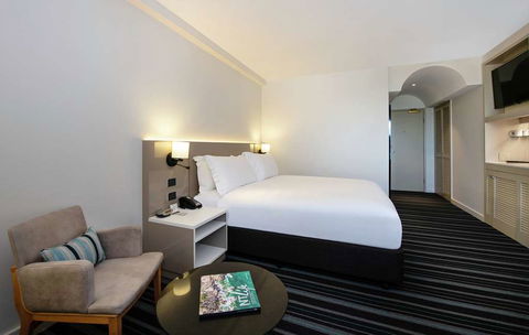 DoubleTree By Hilton Esplanade Darwin - Accommodation Batemans Bay 16