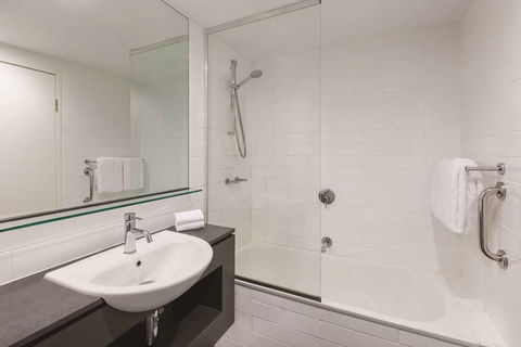 Vibe Hotel Darwin Waterfront - Accommodation Batemans Bay 5