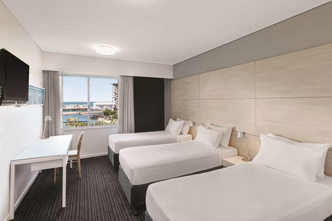 Vibe Hotel Darwin Waterfront - Accommodation Batemans Bay 6