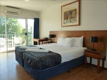 Cullen Bay Resorts - Accommodation Batemans Bay 3