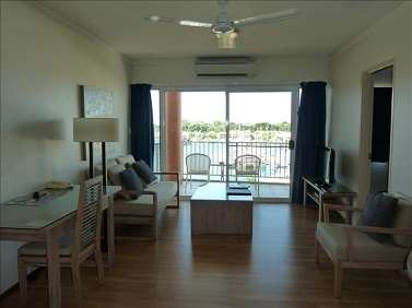 Cullen Bay Resorts - Accommodation Batemans Bay 5