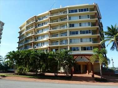 Cullen Bay Resorts - Accommodation Batemans Bay 8