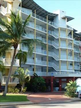 Cullen Bay Resorts - Accommodation Batemans Bay 11