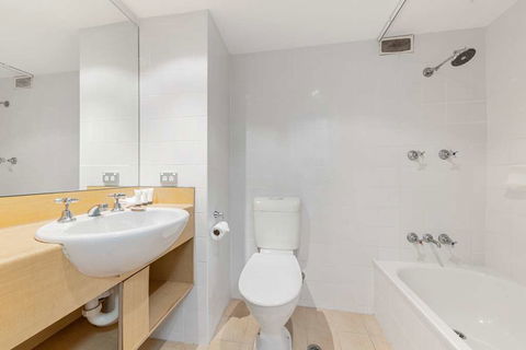 Hotel Frontier Darwin - Accommodation Batemans Bay 9